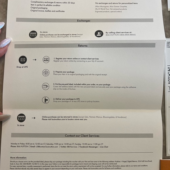 Louis Vuitton New Wave Chain Tote - Picture 5 of 14